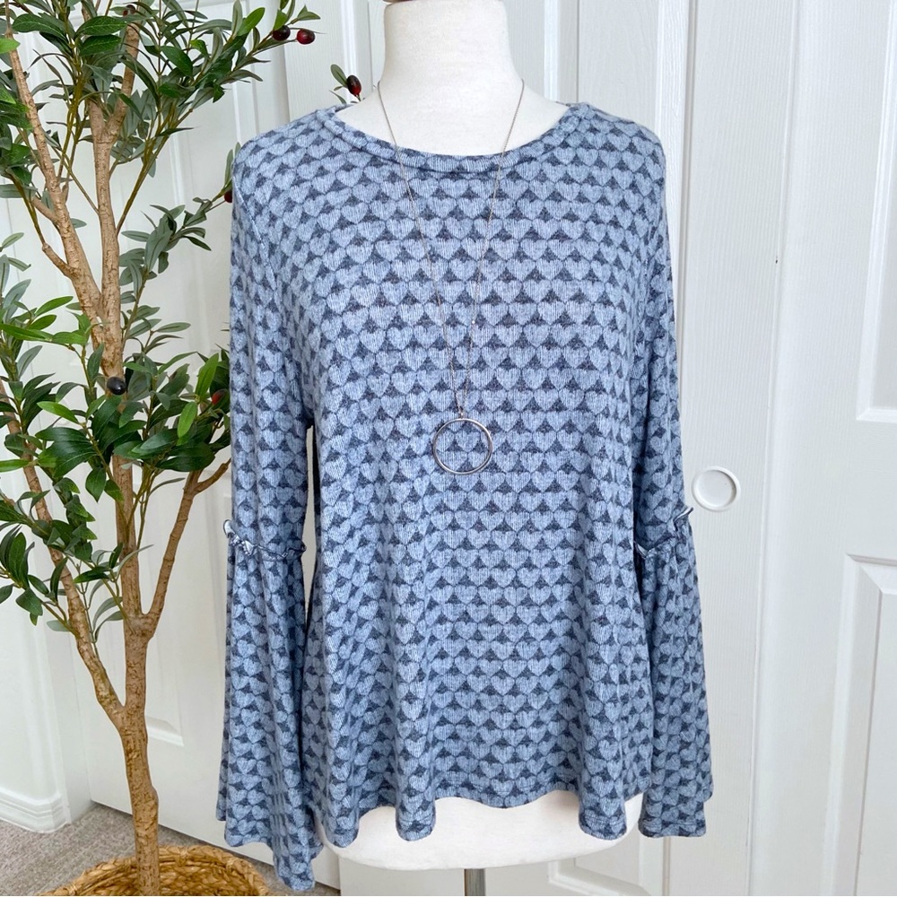Blue Heart Pattern VERY SOFT Long-Sleeve Top